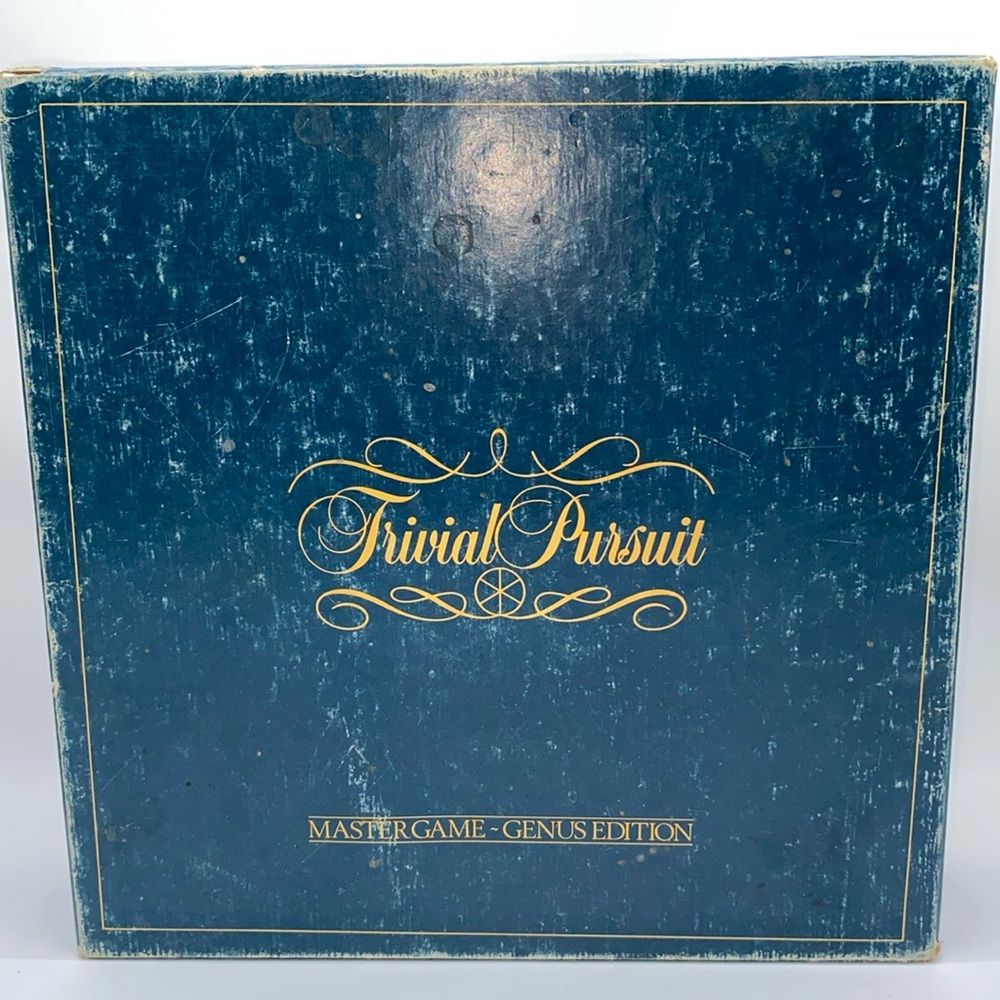 Trivial Pursuit Master Game: Genus Edition Board Game